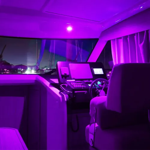 Hella Apelo Euroled 75 RGB/W Ceiling light, White Plastic, 9-16VDC, 80&deg;, spring mounted - 9041389 3 - 9041389